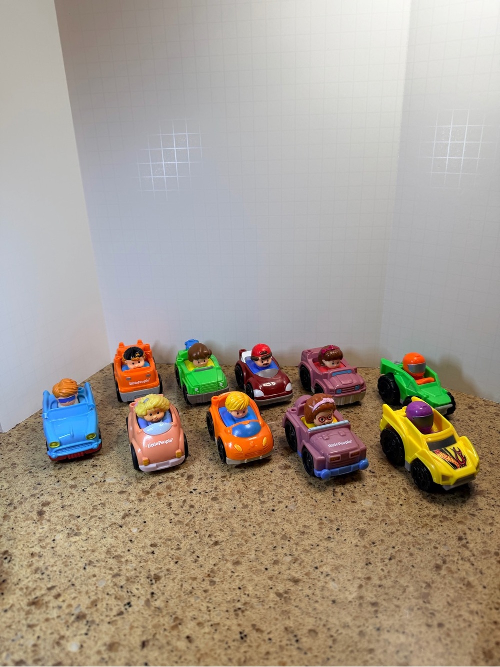 Little People Wheelies Lot of 10 Vehicles (Ages 1-4)